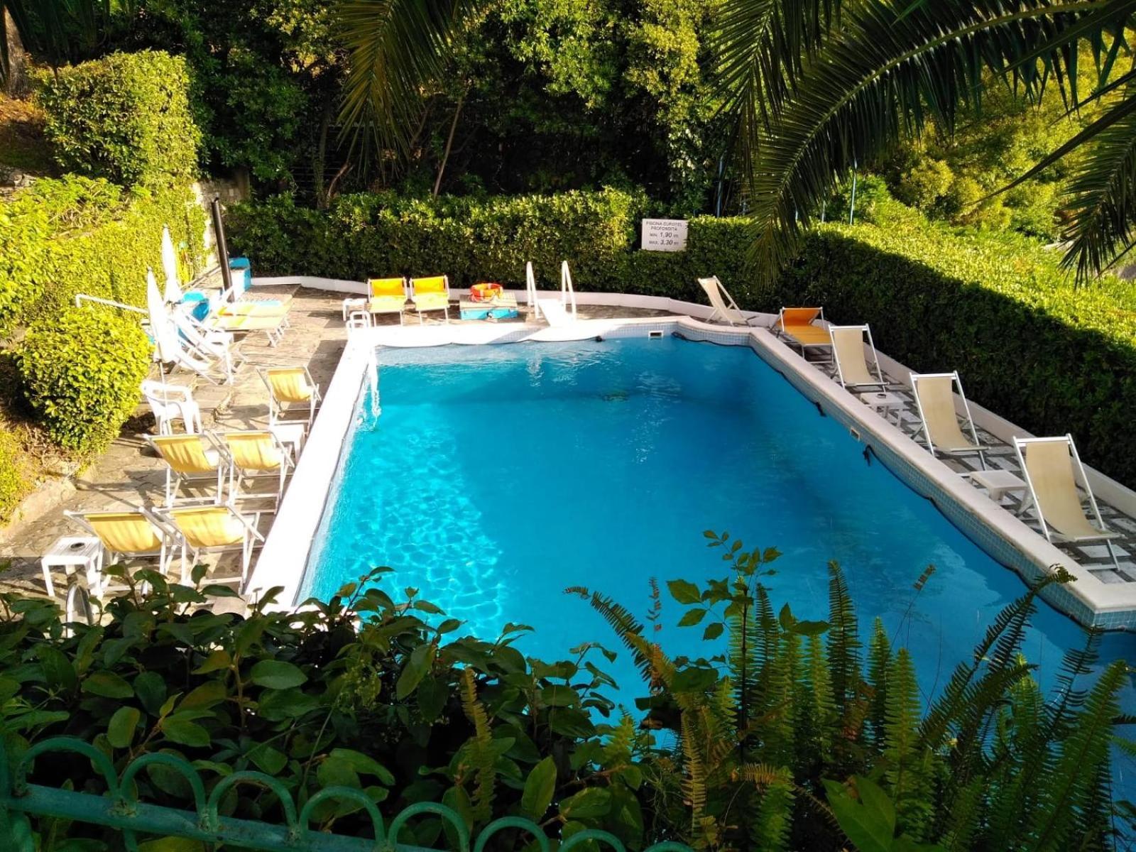Eurotel 522 Rapallo Bagian luar foto