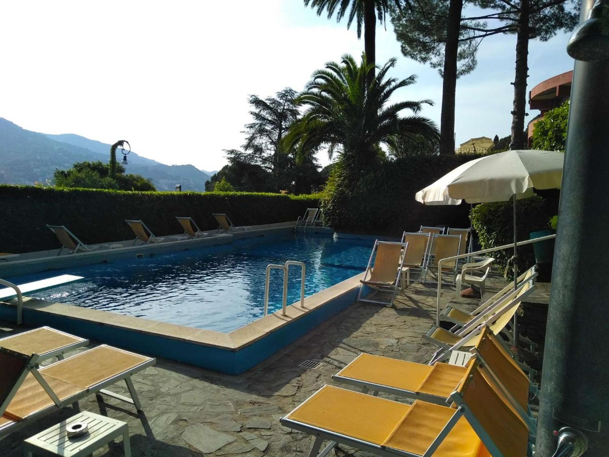 Eurotel 522 Rapallo Bagian luar foto