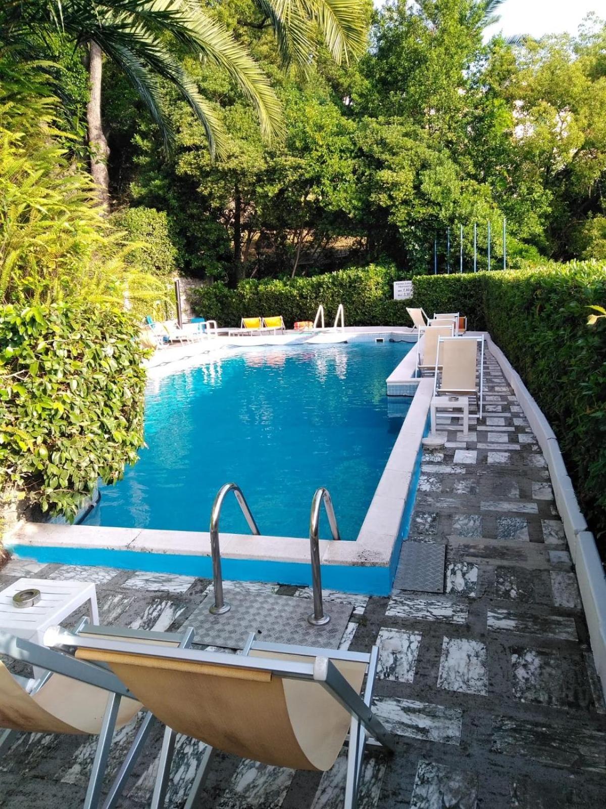 Eurotel 522 Rapallo Bagian luar foto