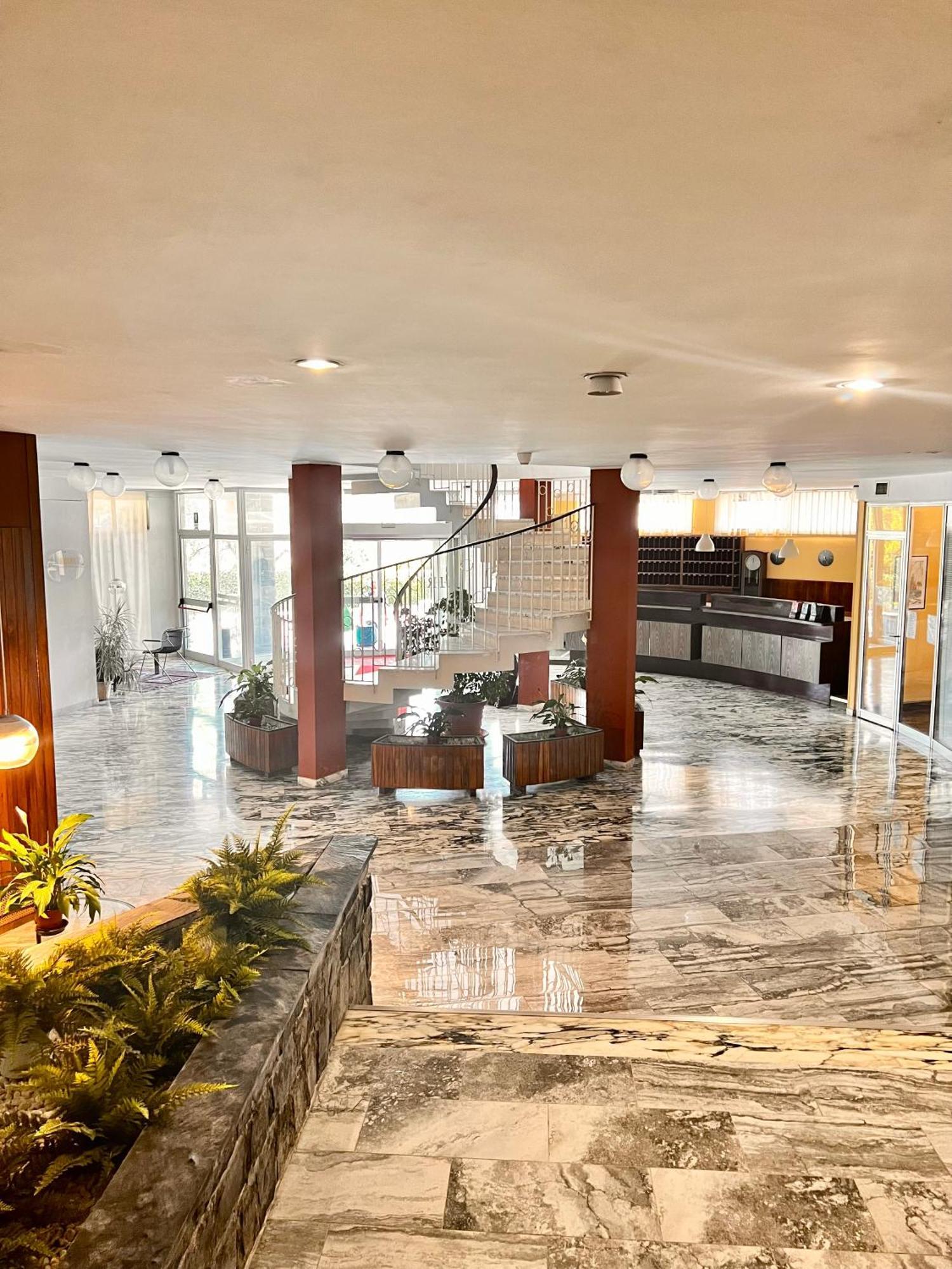 Eurotel 522 Rapallo Bagian luar foto